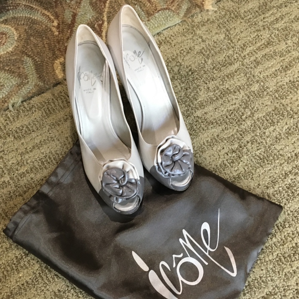 Icône hand painted platform heels